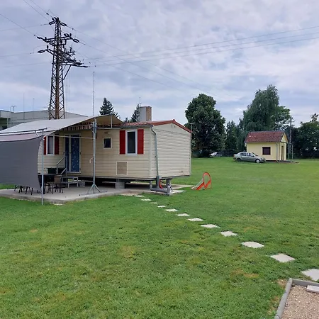 Apartment Szarszo Kempinghazak *